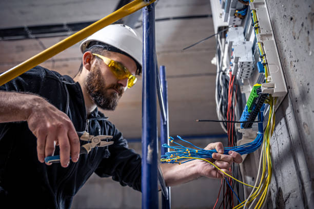 Best Electrical Outlet Repair  in Hickory Hls, IL