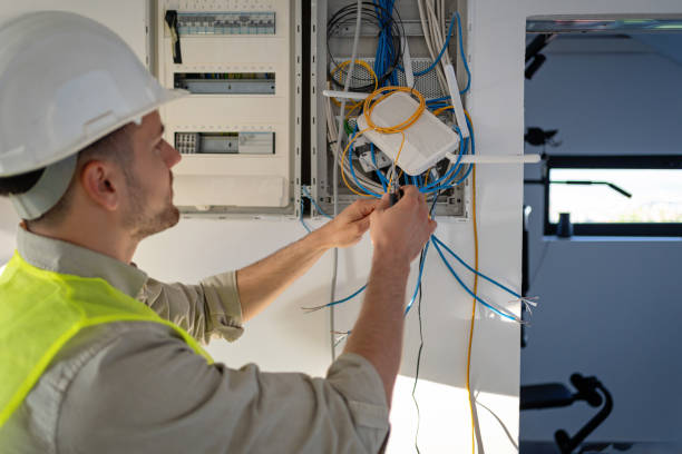 Best Emergency Electrical Repair  in Hickory Hls, IL
